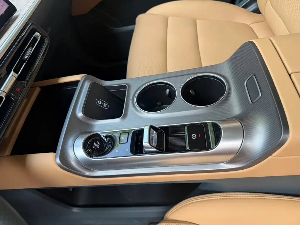 GAC Motor Trumpchi E8 — миниатюра 24