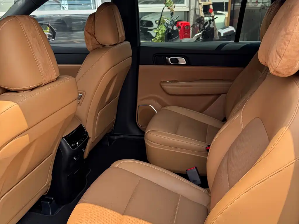 Li Auto Li ONE — миниатюра 8