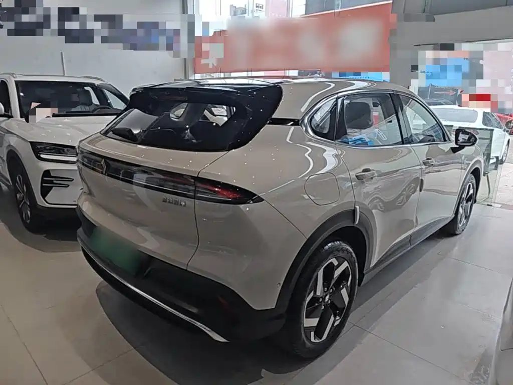 Baojun Yunhai — миниатюра 7