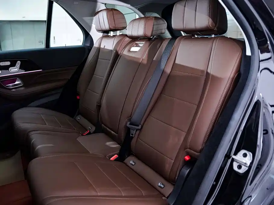 Mercedes-Benz GLE (Import) — миниатюра 20