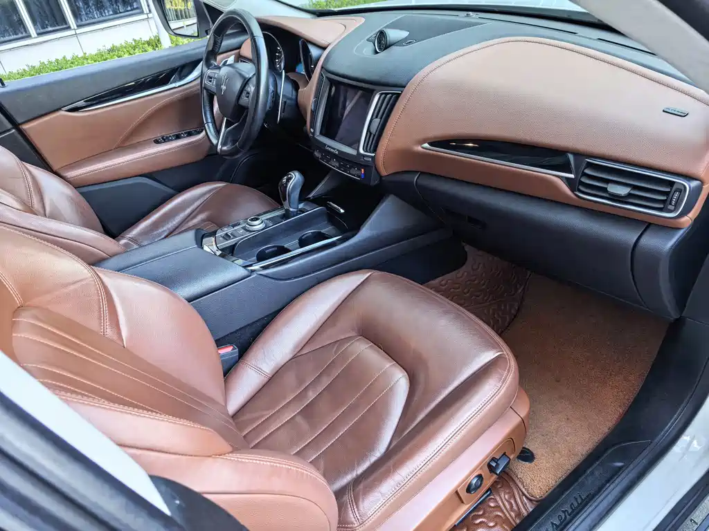 Maserati Levante — фотографии объявления, Фото 34