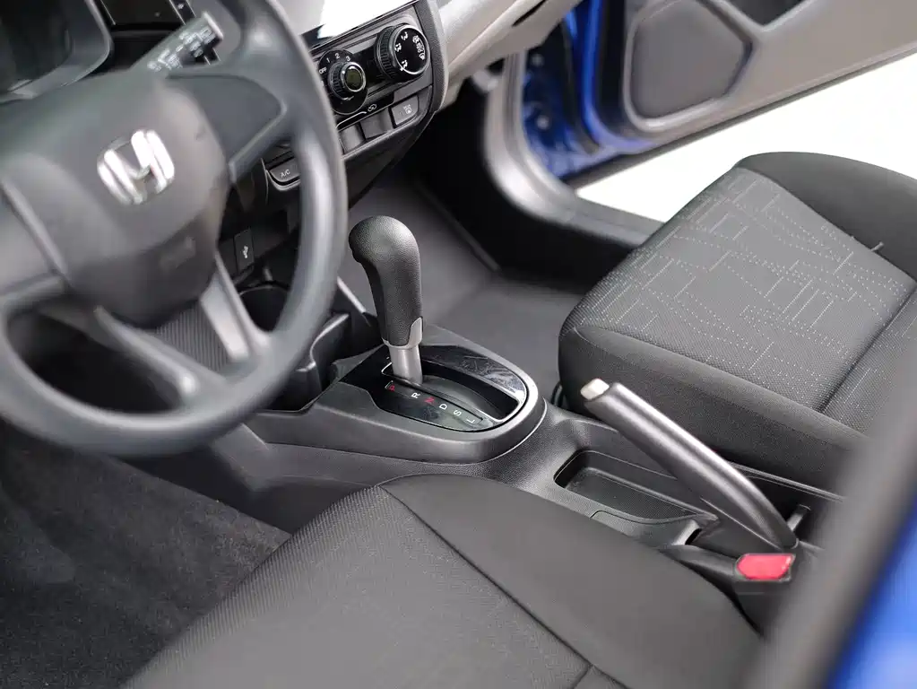 Honda Fit — миниатюра 33