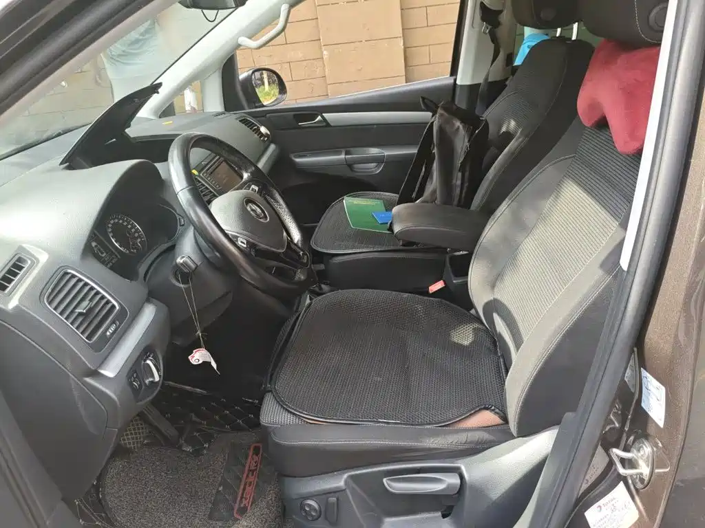 Volkswagen Sharan — миниатюра 8