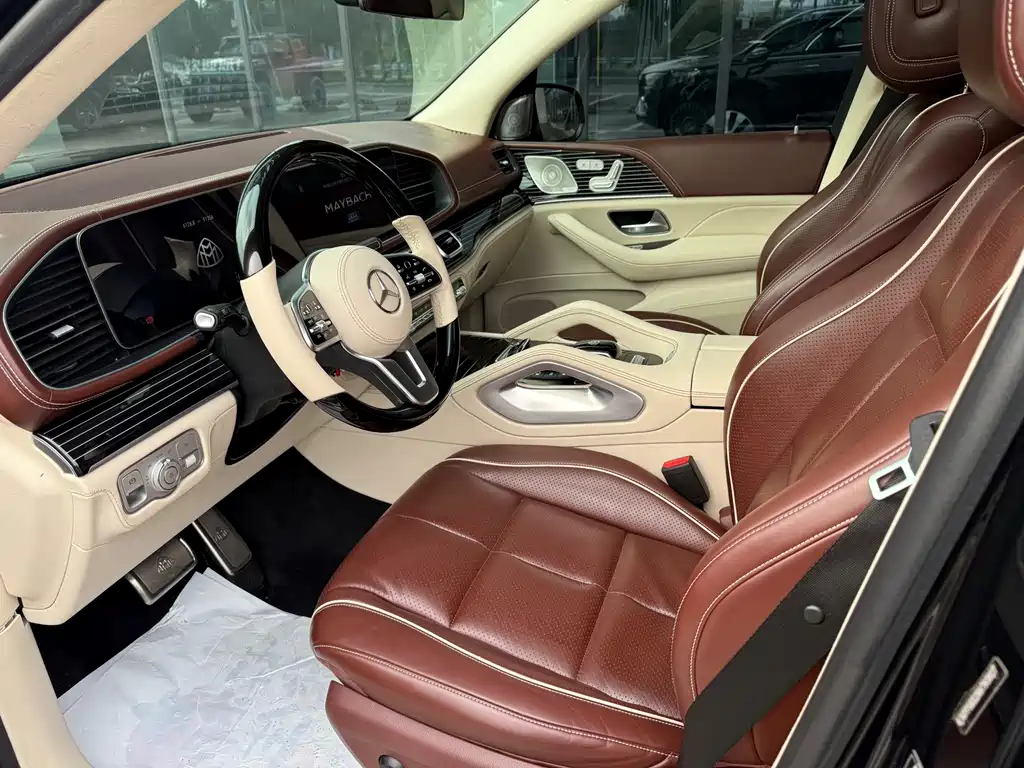 Mercedes-Benz GLS — миниатюра 8