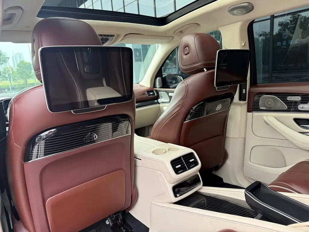 Mercedes-Benz GLS — миниатюра 7