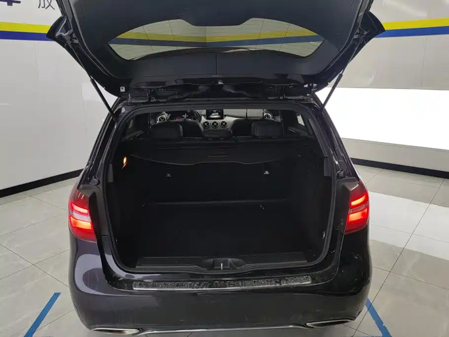 Mercedes-Benz B-Class — миниатюра 4