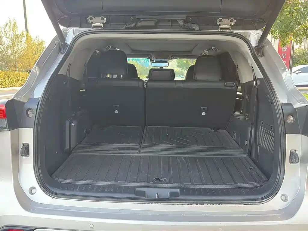 Toyota Highlander — миниатюра 11