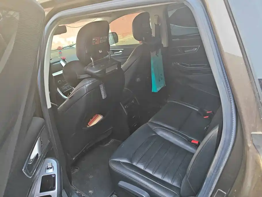 Ford Edge — миниатюра 11