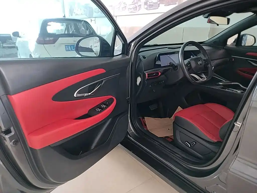 Changan UNI-T — миниатюра 16