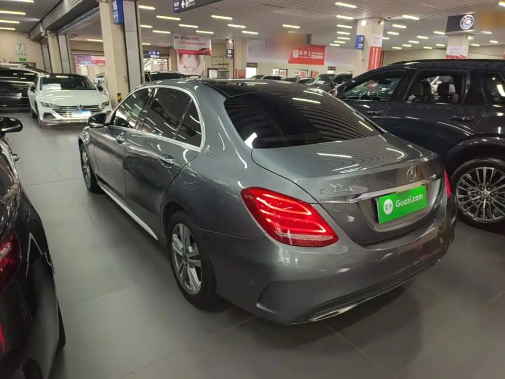 Mercedes-Benz C-Class — миниатюра 5