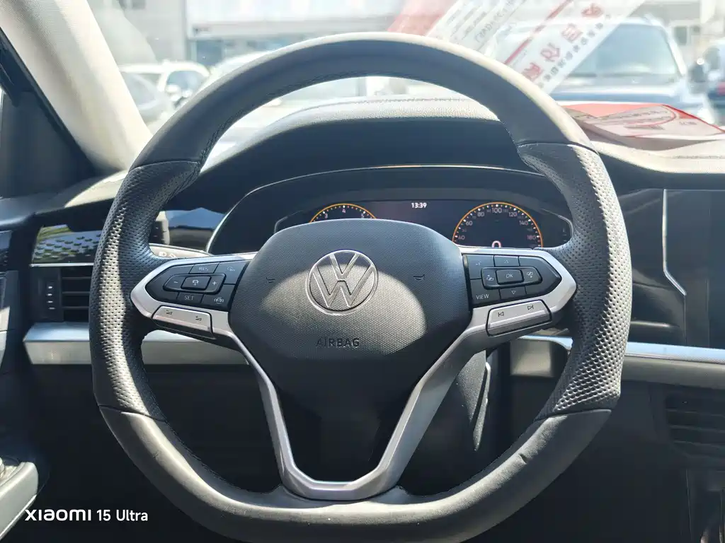 Volkswagen Passat 2022 330TSI Elite