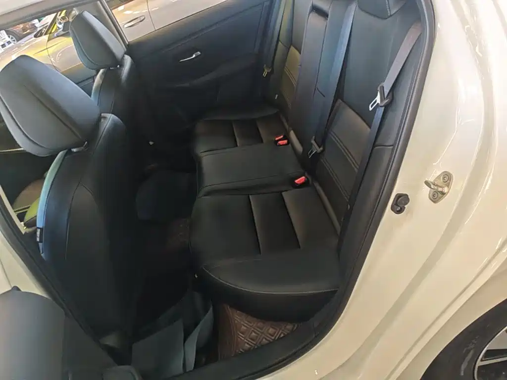 Nissan Sylphy — миниатюра 17