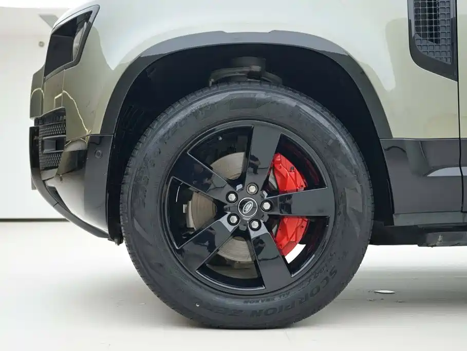 Land Rover Defender — миниатюра 15