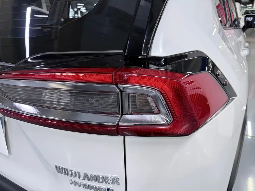 Toyota Wildlander — миниатюра 20