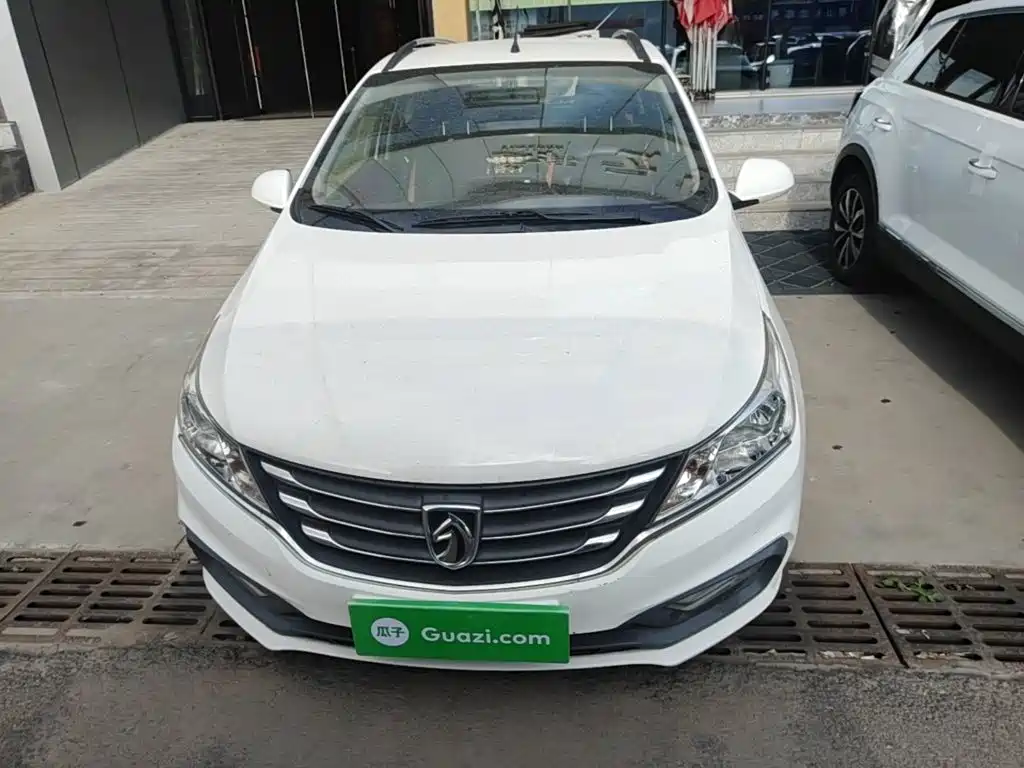 Baojun 310 — миниатюра 3