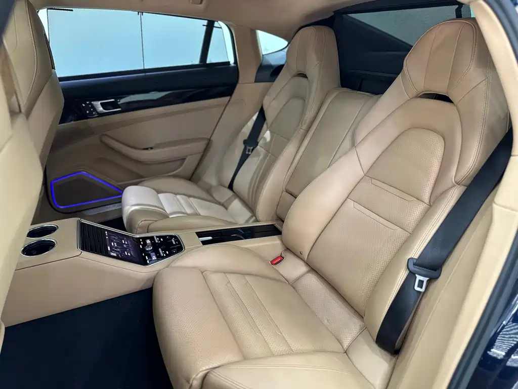 Porsche Panamera — миниатюра 19