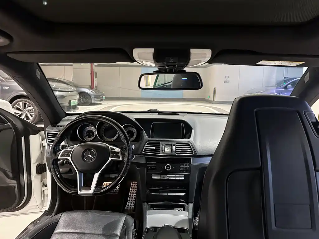 Mercedes-Benz E-Class (Import) — миниатюра 13
