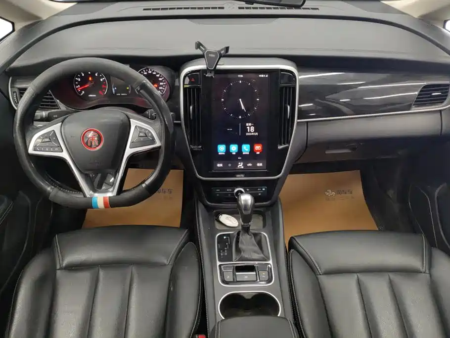BYD MAX — миниатюра 12