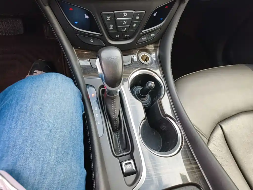 Buick Envision Plus — миниатюра 14