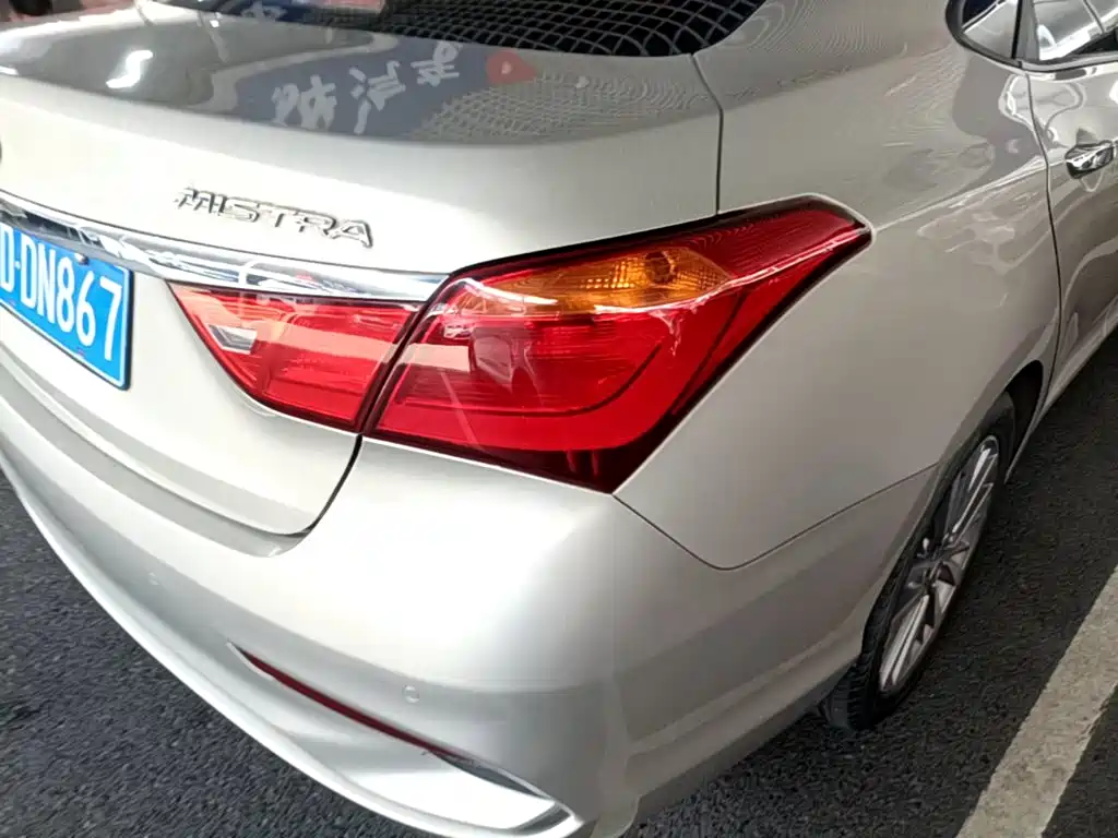 Hyundai Mistra — миниатюра 8