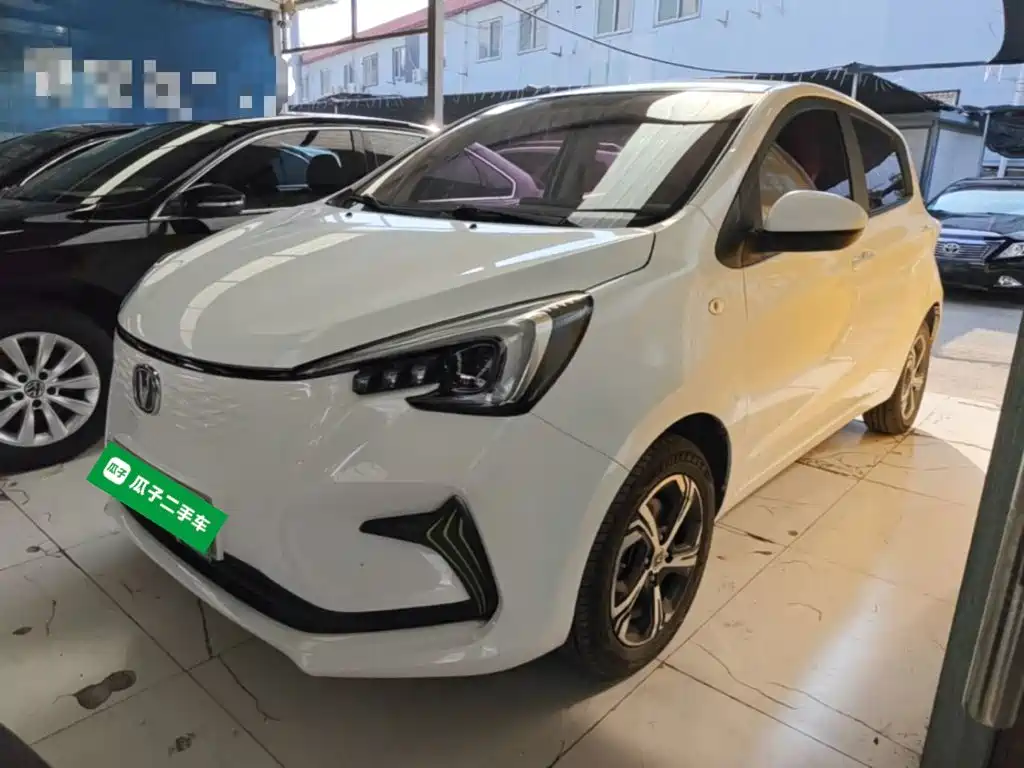 Changan Benben E-Star — миниатюра 2