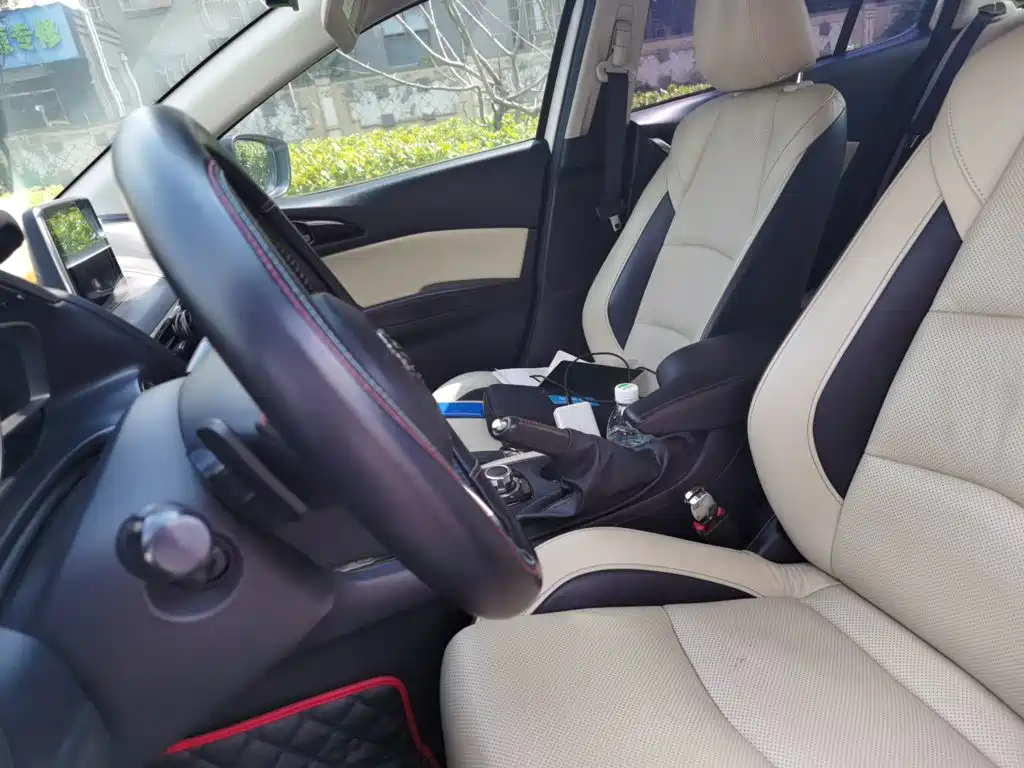 Mazda 3 Axela — миниатюра 8