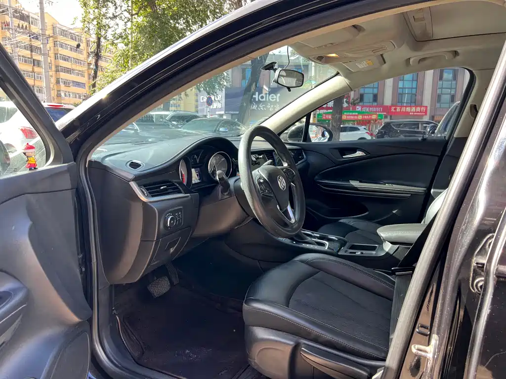 Buick Verano — миниатюра 7