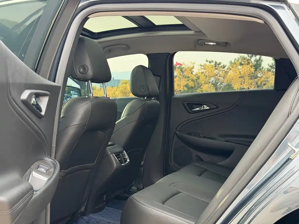 Chevrolet Malibu XL — миниатюра 14