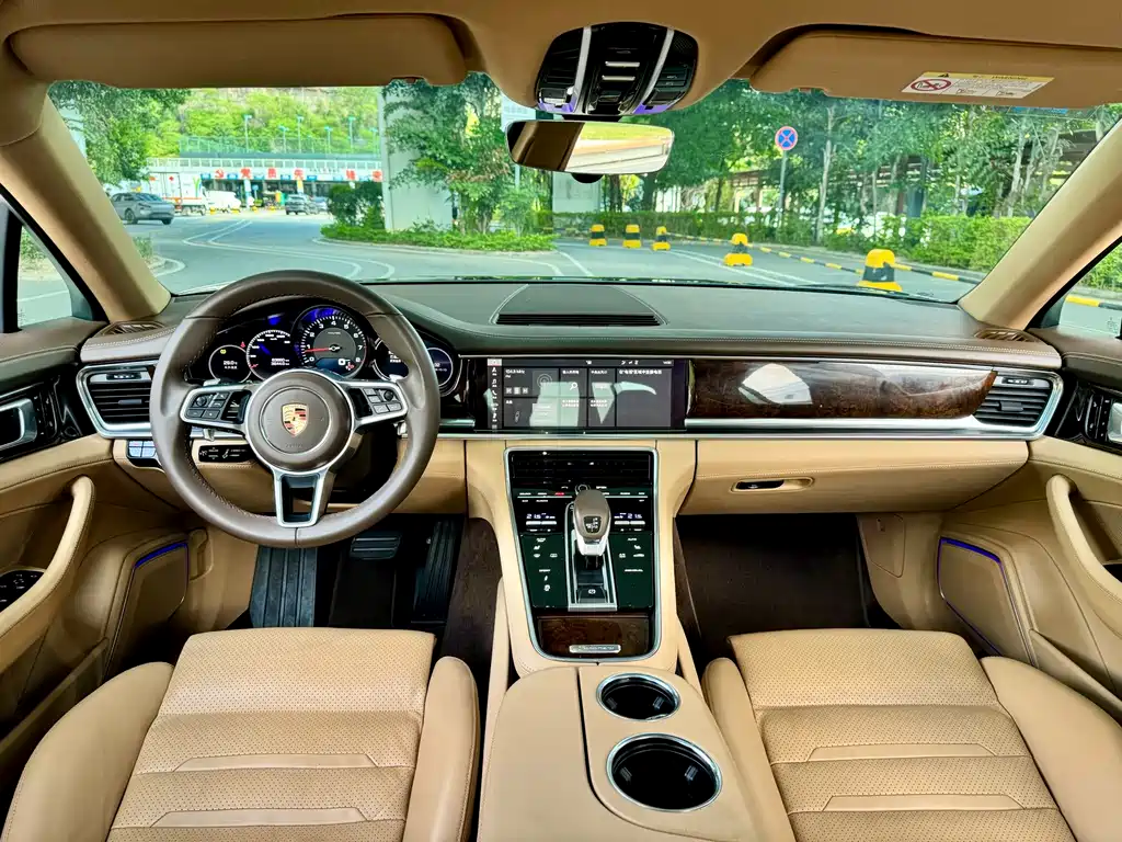 Porsche Panamera — миниатюра 11