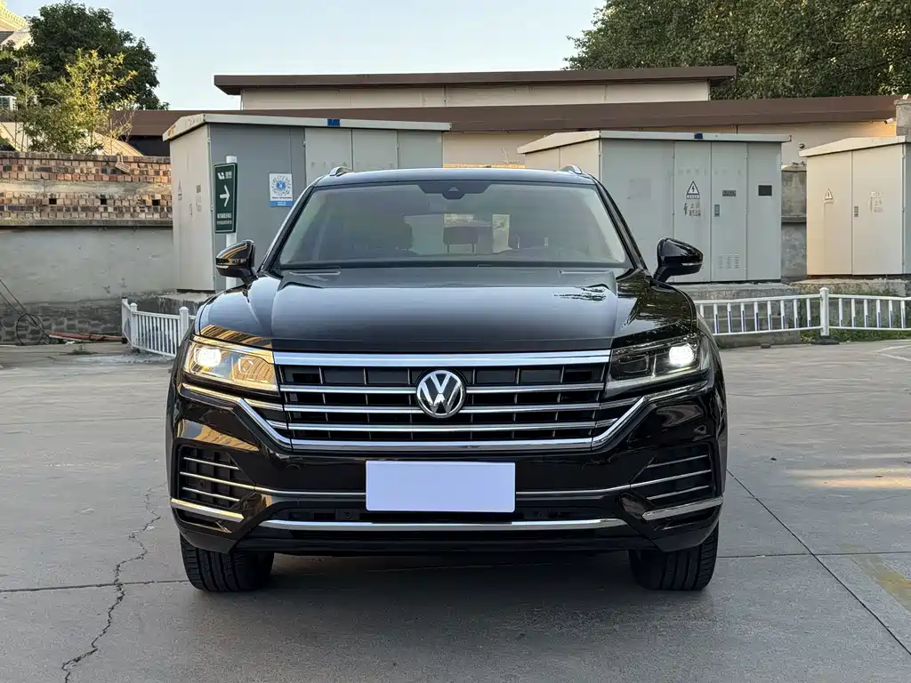Volkswagen Touareg — миниатюра 2