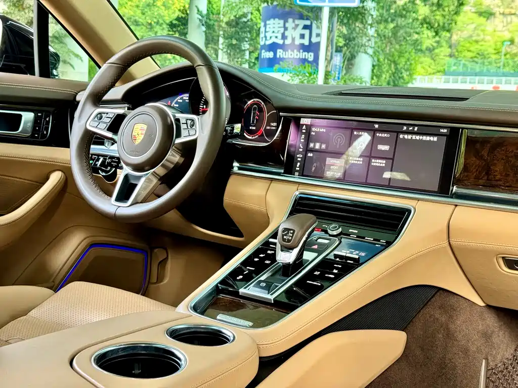 Porsche Panamera — миниатюра 9