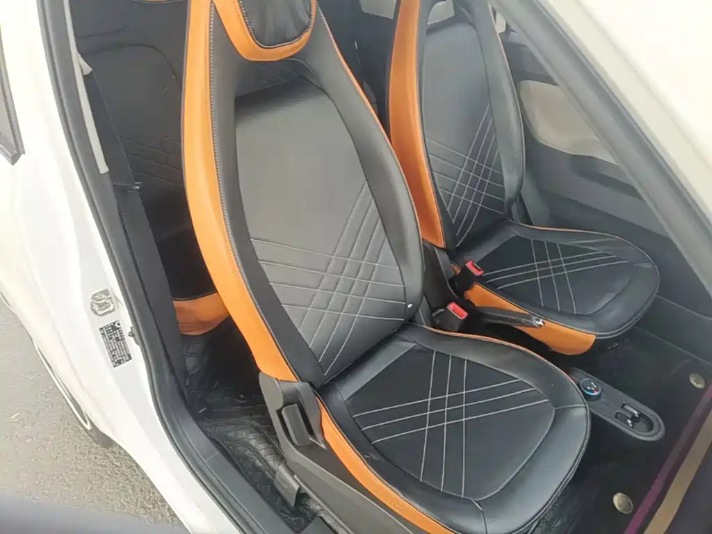 Wuling MINIEV — миниатюра 25
