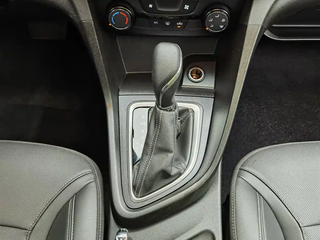 Buick Excelle — миниатюра 13