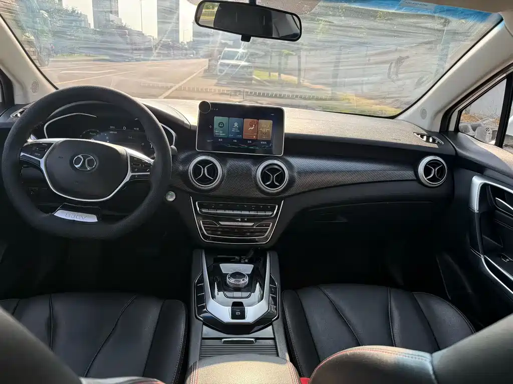 BAIC EU5 — миниатюра 7