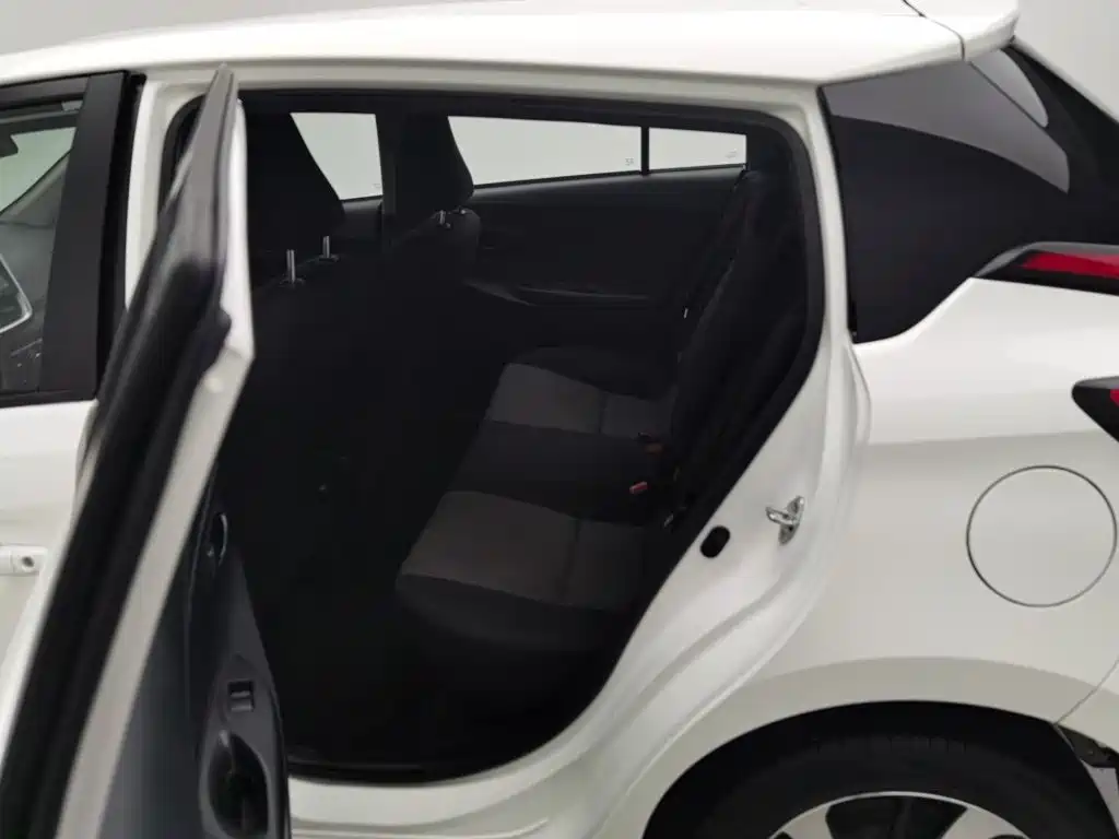 Toyota Vios FS — миниатюра 15