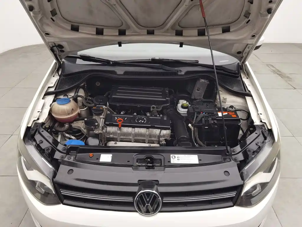 Volkswagen Polo — миниатюра 6