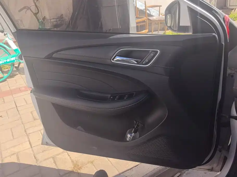 Roewe i5 — миниатюра 7