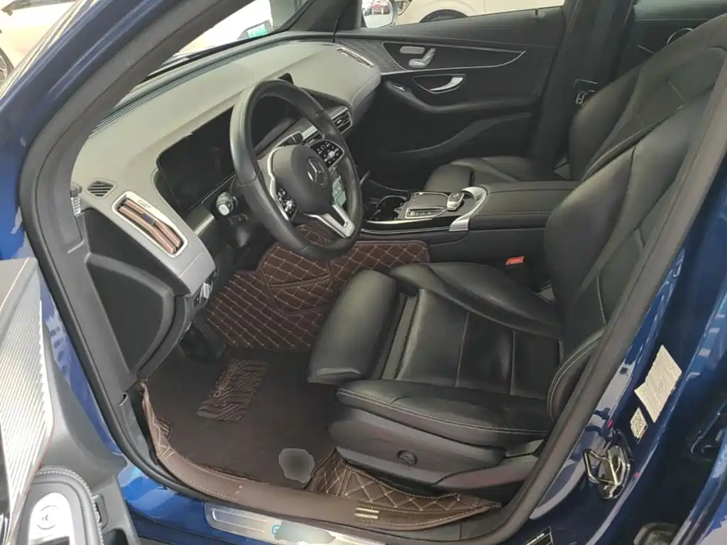 Mercedes-Benz EQC — миниатюра 15