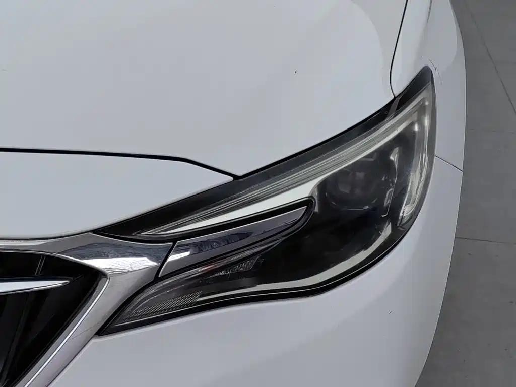 Buick Excelle — миниатюра 7