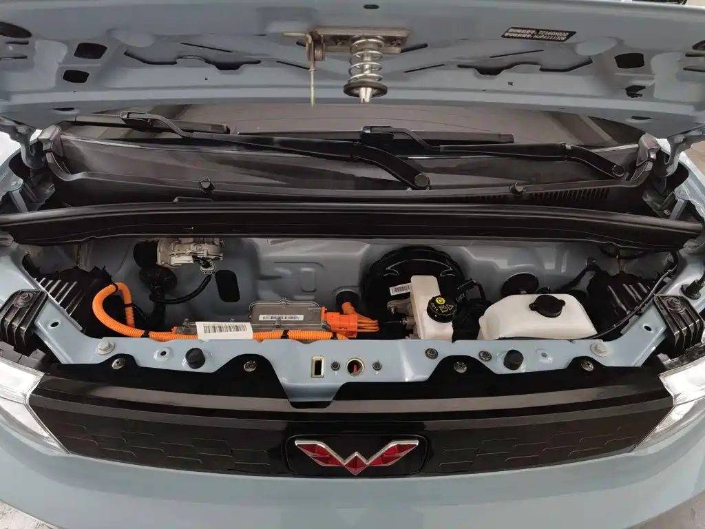 Wuling MINIEV — миниатюра 6
