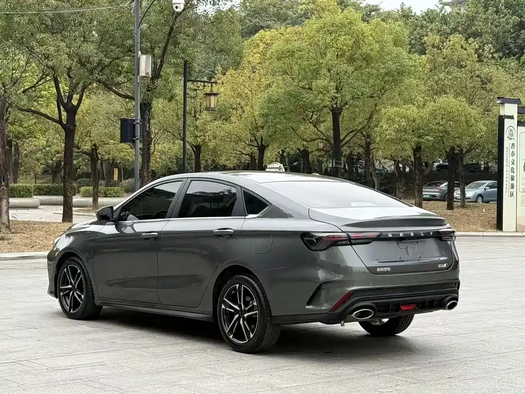 Geely Binrui — миниатюра 11