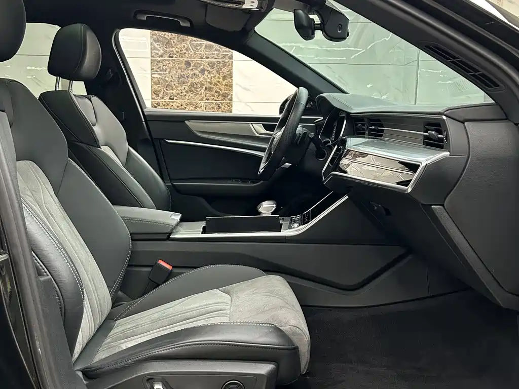 Audi A6L — миниатюра 11