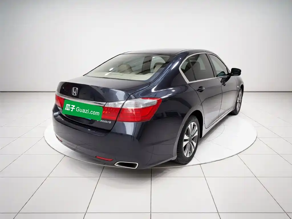 Honda Accord — миниатюра 4