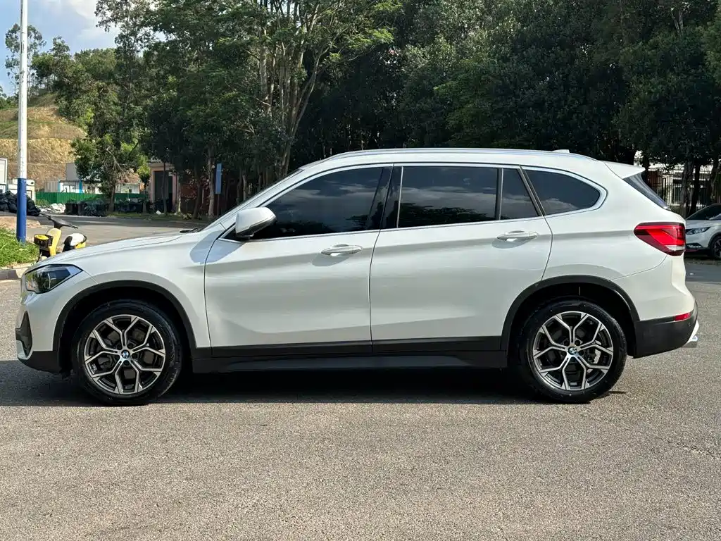 BMW X1 — миниатюра 4