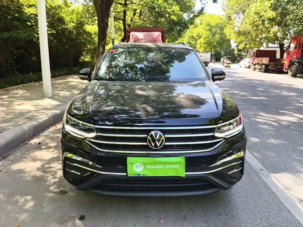 Volkswagen Tiguan L — миниатюра 3
