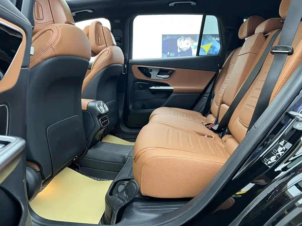 Mercedes-Benz GLC — миниатюра 16
