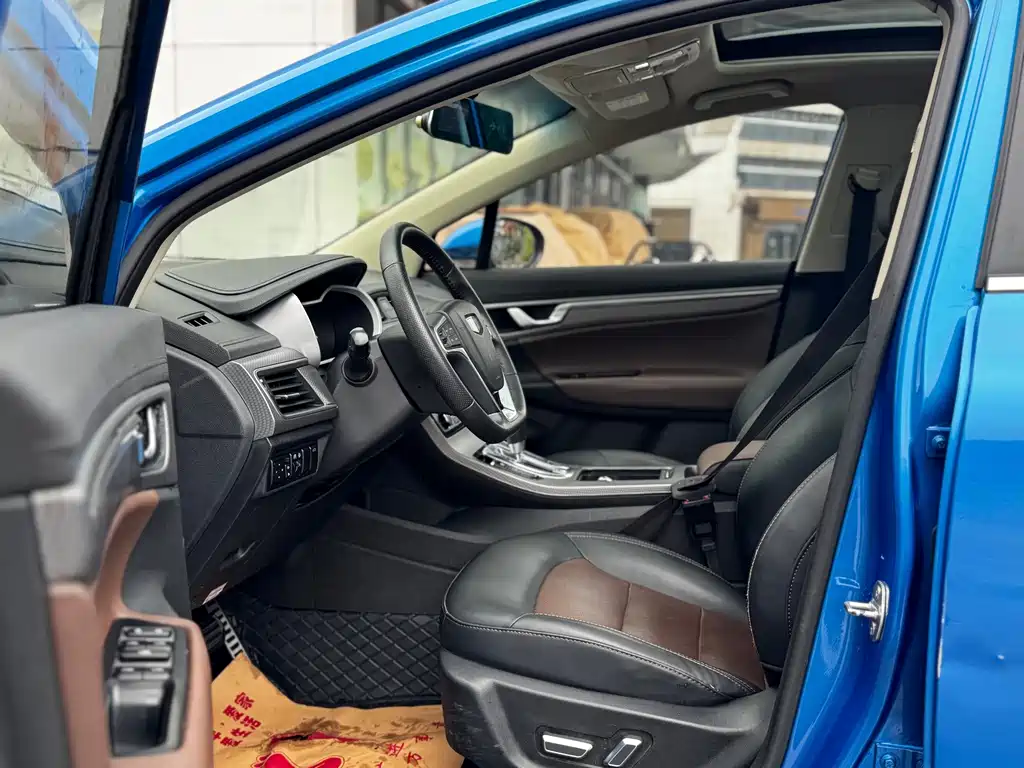 Geely Emgrand GS — миниатюра 11