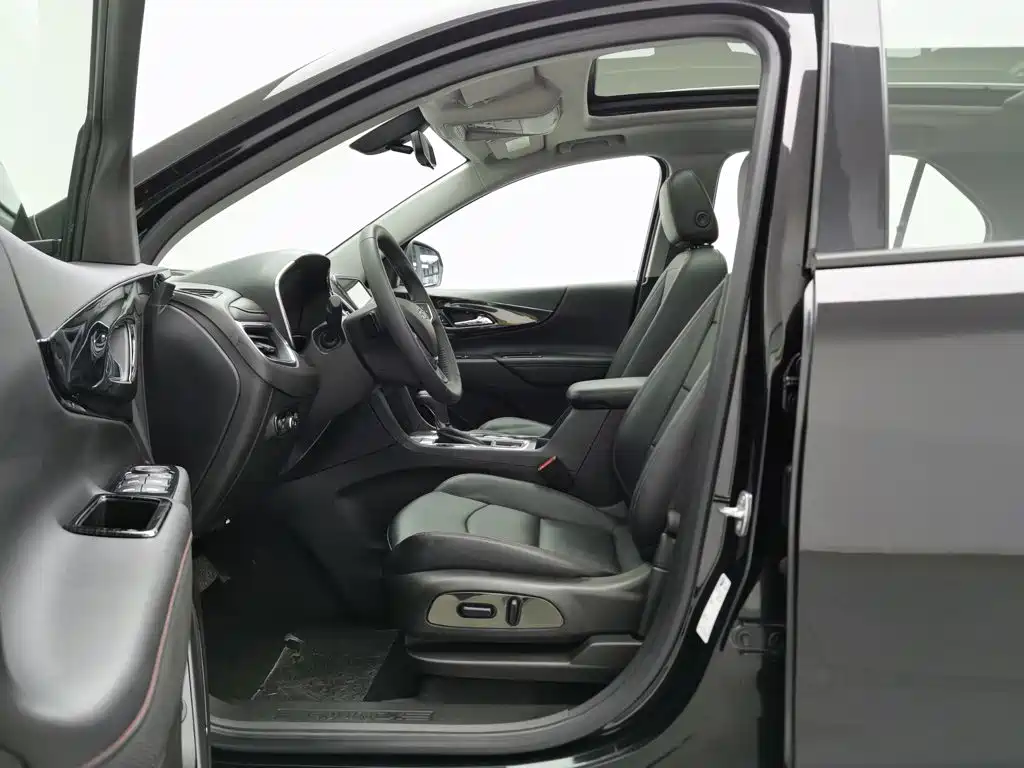 Chevrolet Equinox — миниатюра 10