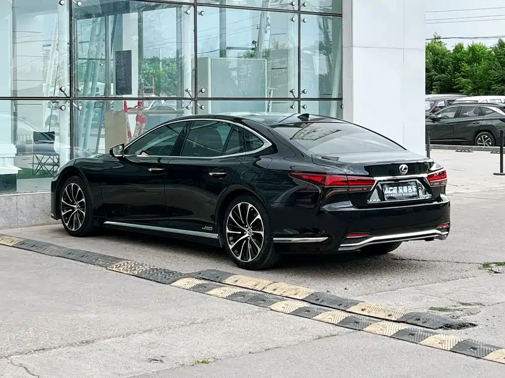 Lexus LS 2020 500h Executive VI