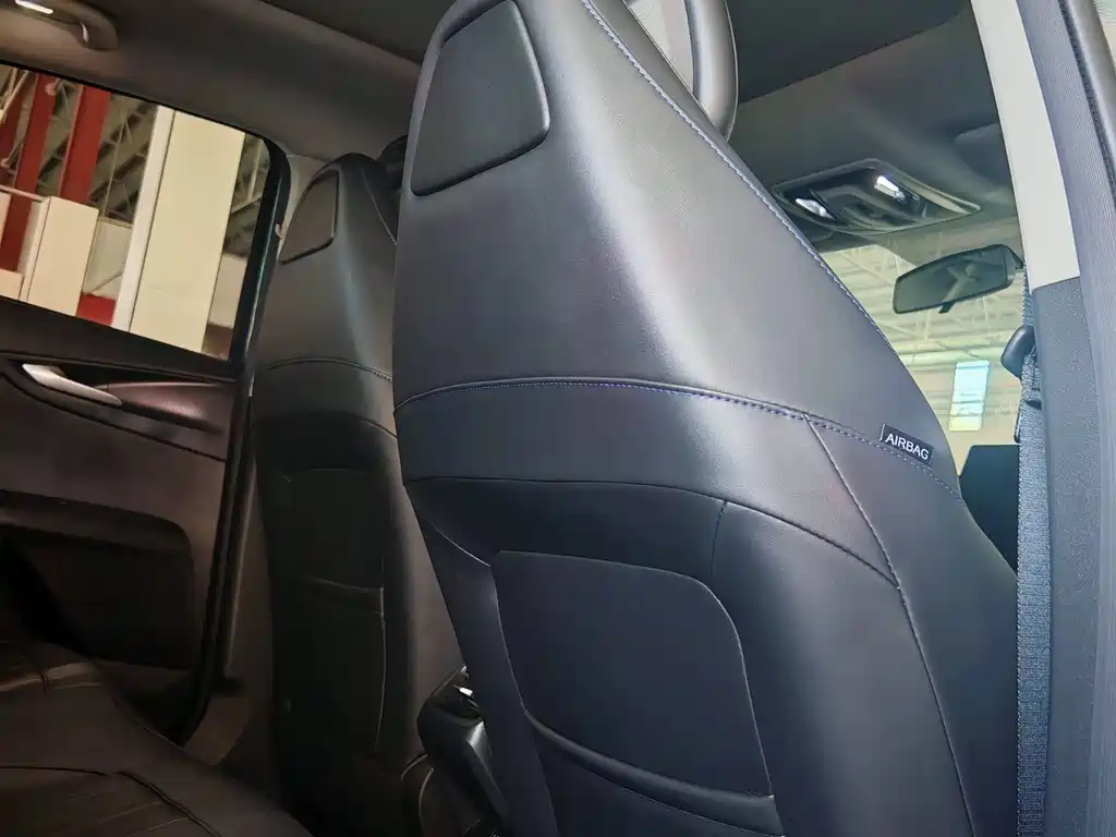 Changan Yida — миниатюра 12
